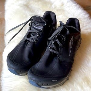 Ultra Superior4 running /walking shoe size 9.5 black